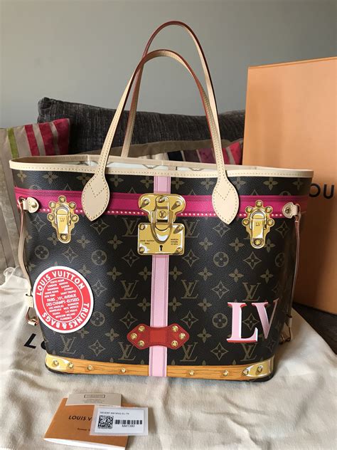 louis vuitton trunk neverfull|louis vuitton neverfull bags.